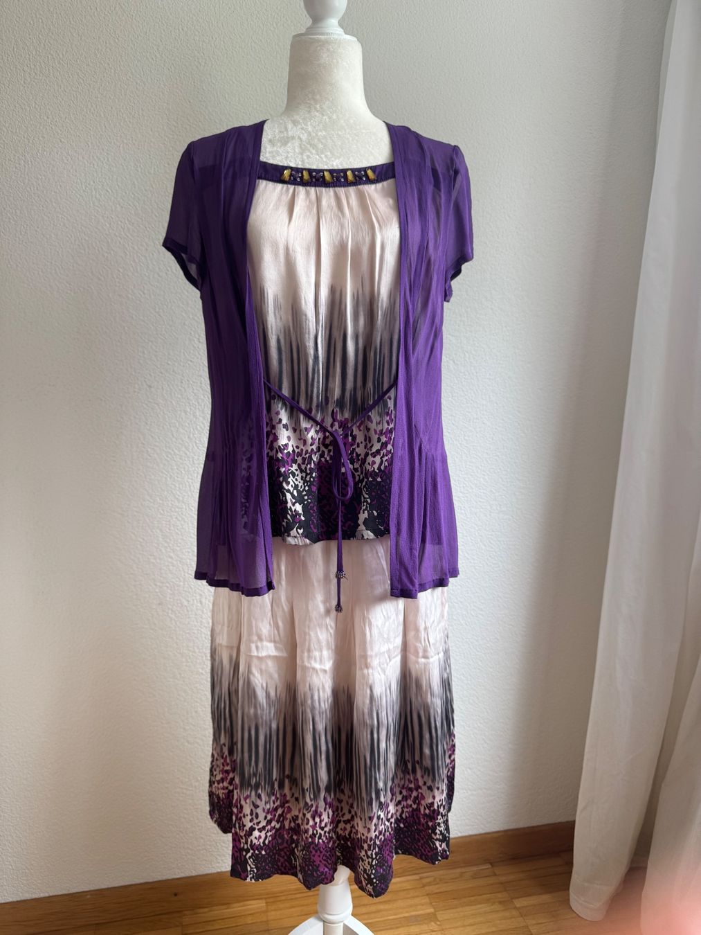 Vestiti: 98% Seide 2 pieces set Gr.M/L – Usato da Pfäffikon SZ venduto da EMMA0111