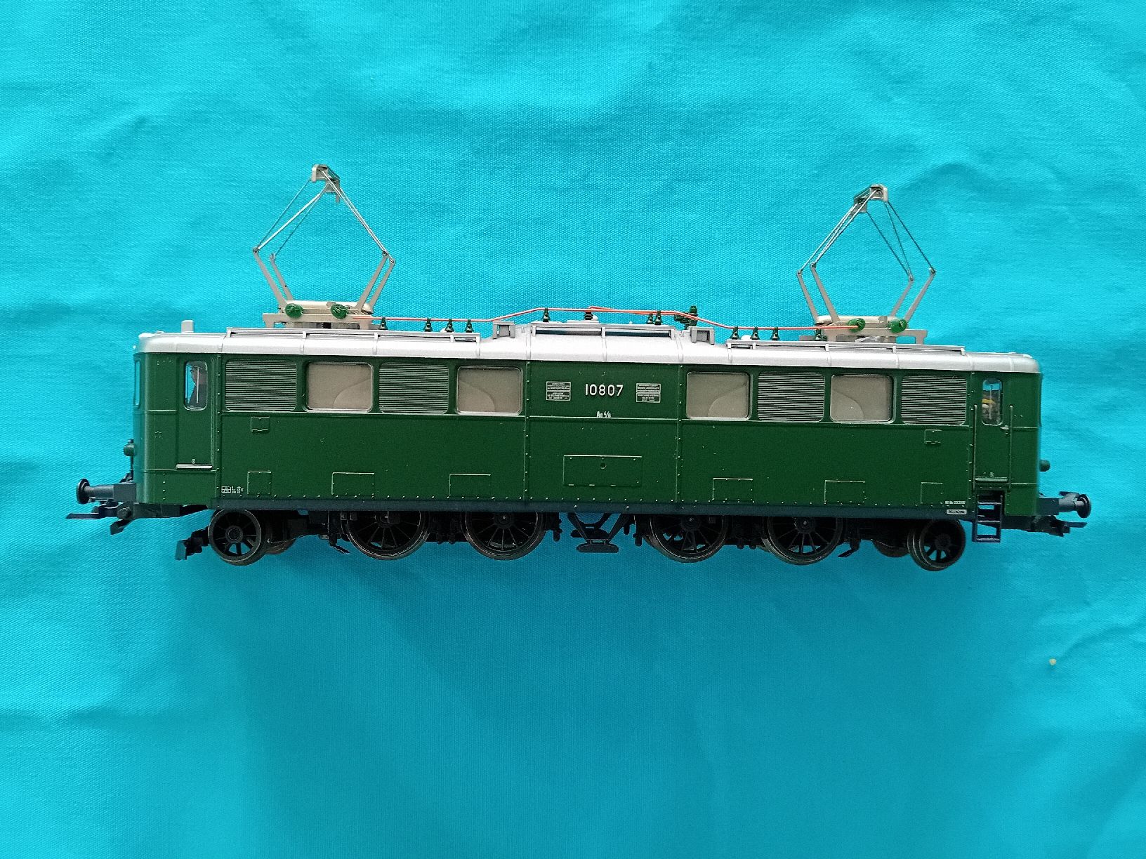 Roco Modellini di ferrovie: roco Ae 4/6 63530.1 digital HO DC – Usato da Zürich venduto da blauermontag 6