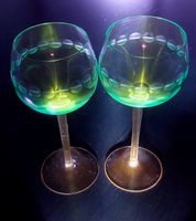 2 Weingläser – Uran- & Mangan- / Selenglas mit UV-Fluores