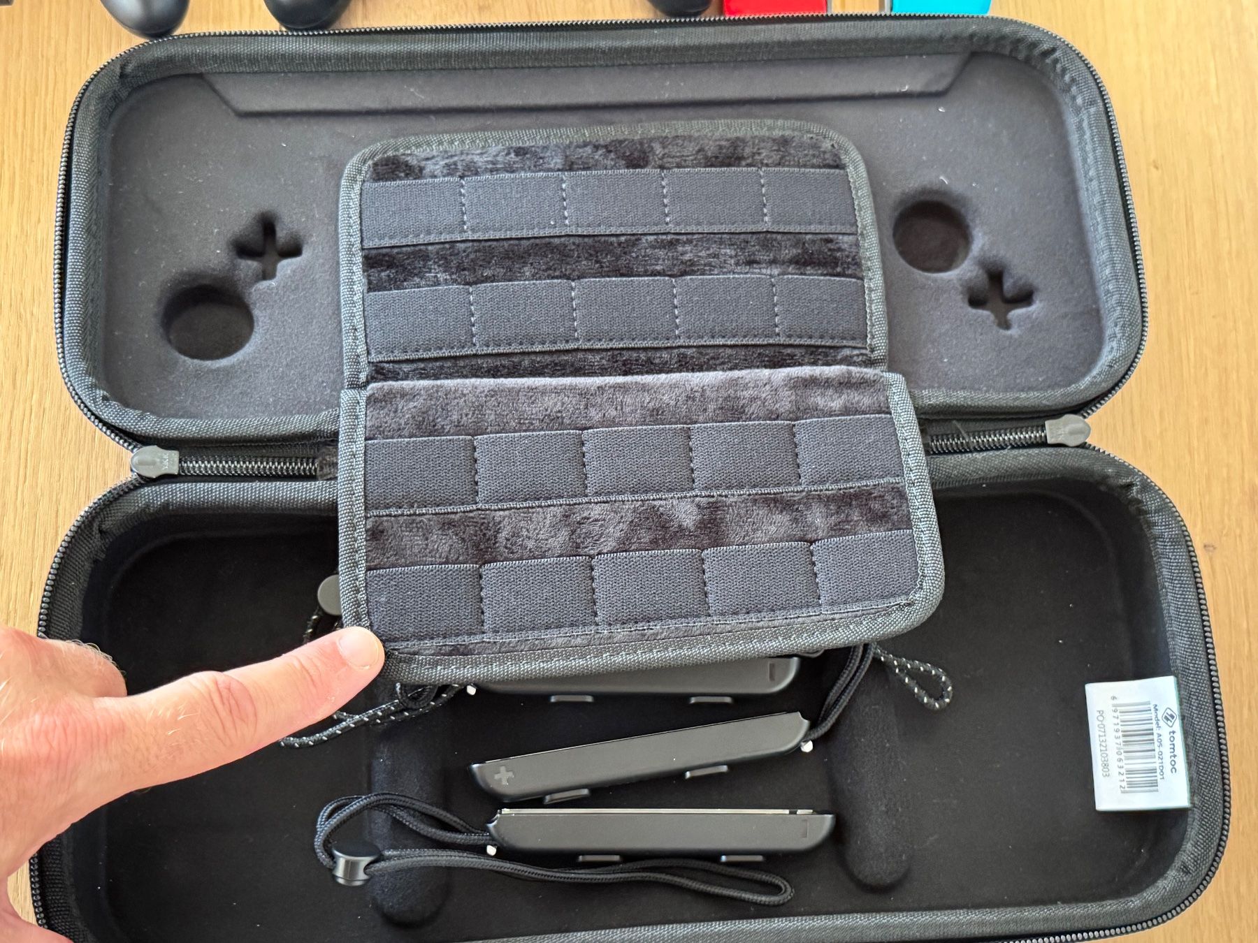 Nintendo Console: Nintendo Switch OLED mit Zubehör – Usato da Buchberg venduto da mic202 6