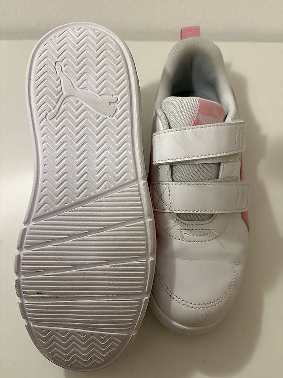Scarpe per ragazze: Scarpe da ginnastica nr 35 – Usato da Faido venduto da lr1384 1