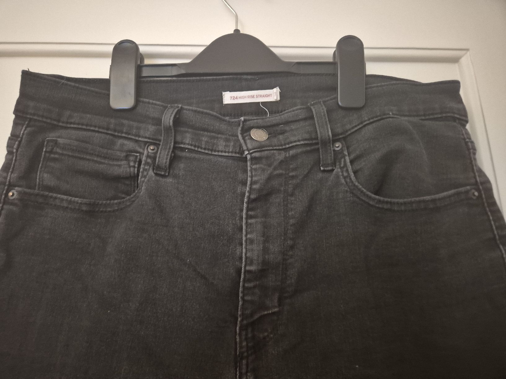 Levi's Jeans: Levi's 724 High Rise Straight, Gr. 31 – Usato da Zürich venduto da Inanina 1