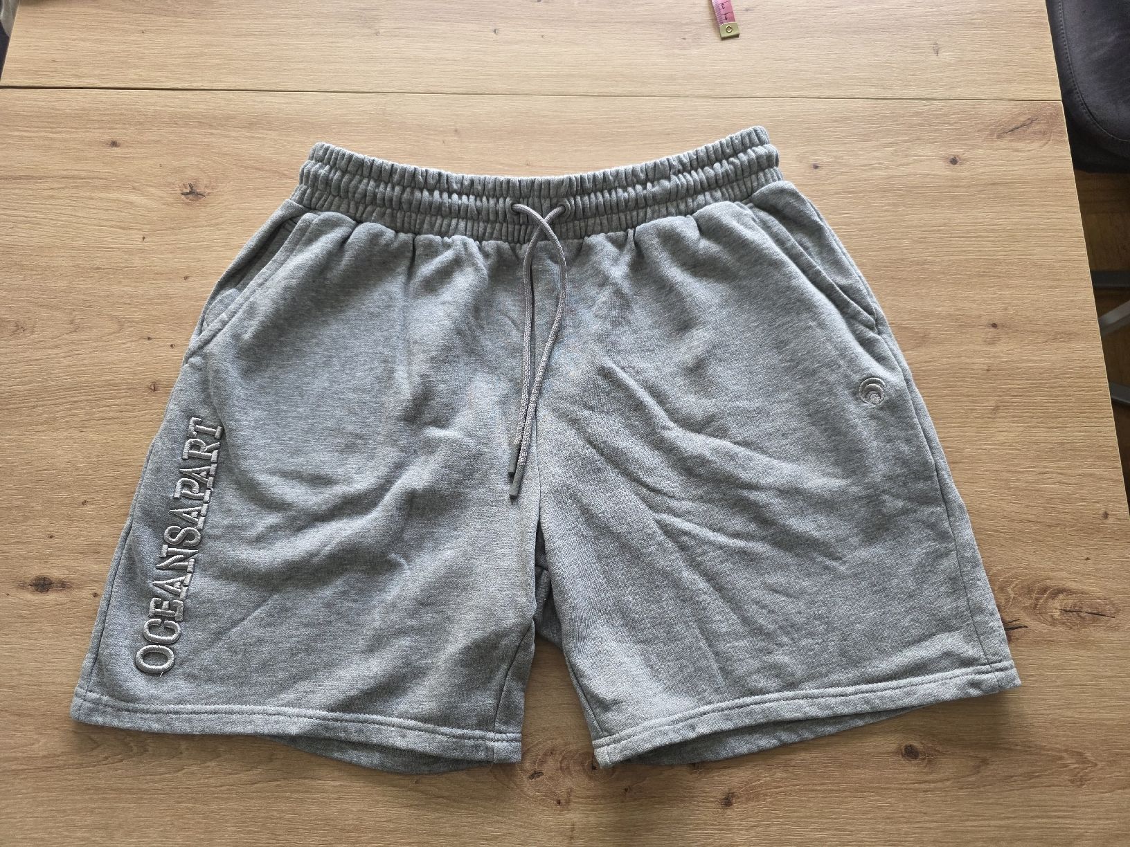Oceansapart Hosen: Oceansapart Shorts Gr. L, grau – Gebraucht aus Wädenswil von Gabinomi