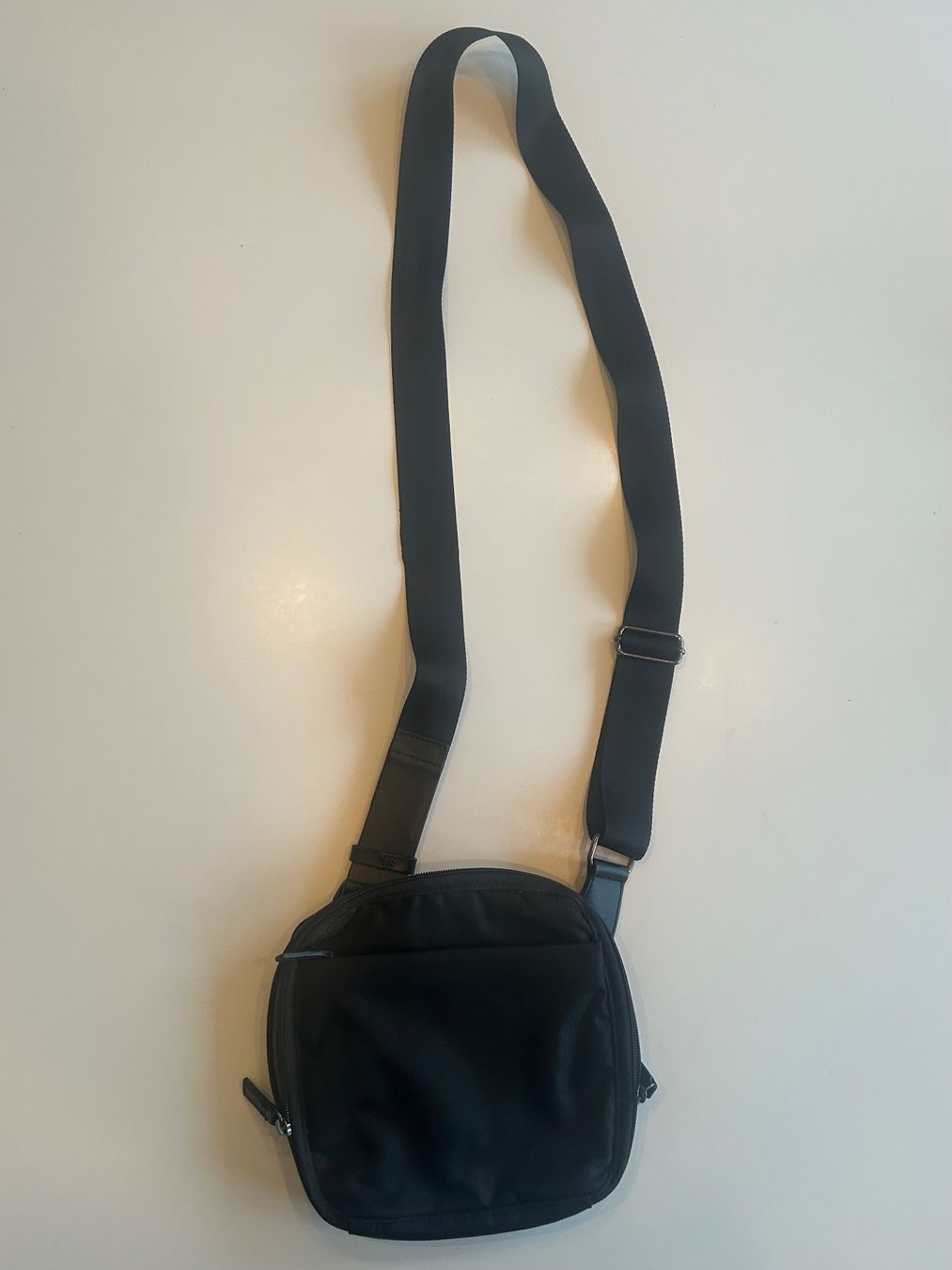 Borse: Tasche von JOST - ungebraucht - – Nuovo (secondo la descrizione) da Basel venduto da Pepe-one 2