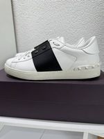 Valentino Garavani Rockstud Sneaker Schwarz Weiss Gr. 41,5