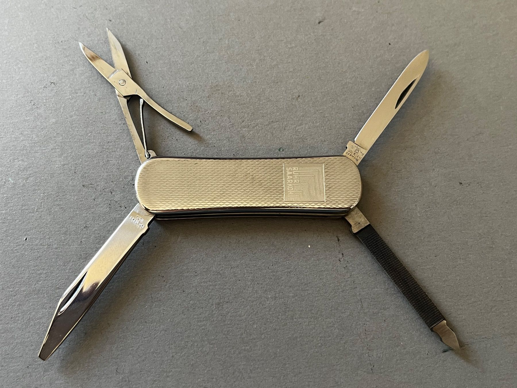 Solingen Coltelli tascabile: Sackmesser OMEGA Solingen 58 mm - mit Etui – Usato da Zürich venduto da FV.vintage 1