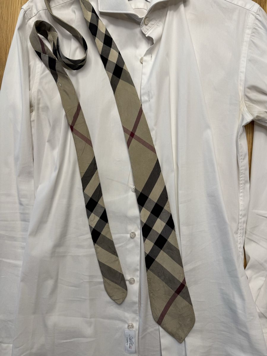 Cravatte: Burberry Krawatte – Usato da Luzern venduto da Clyde28