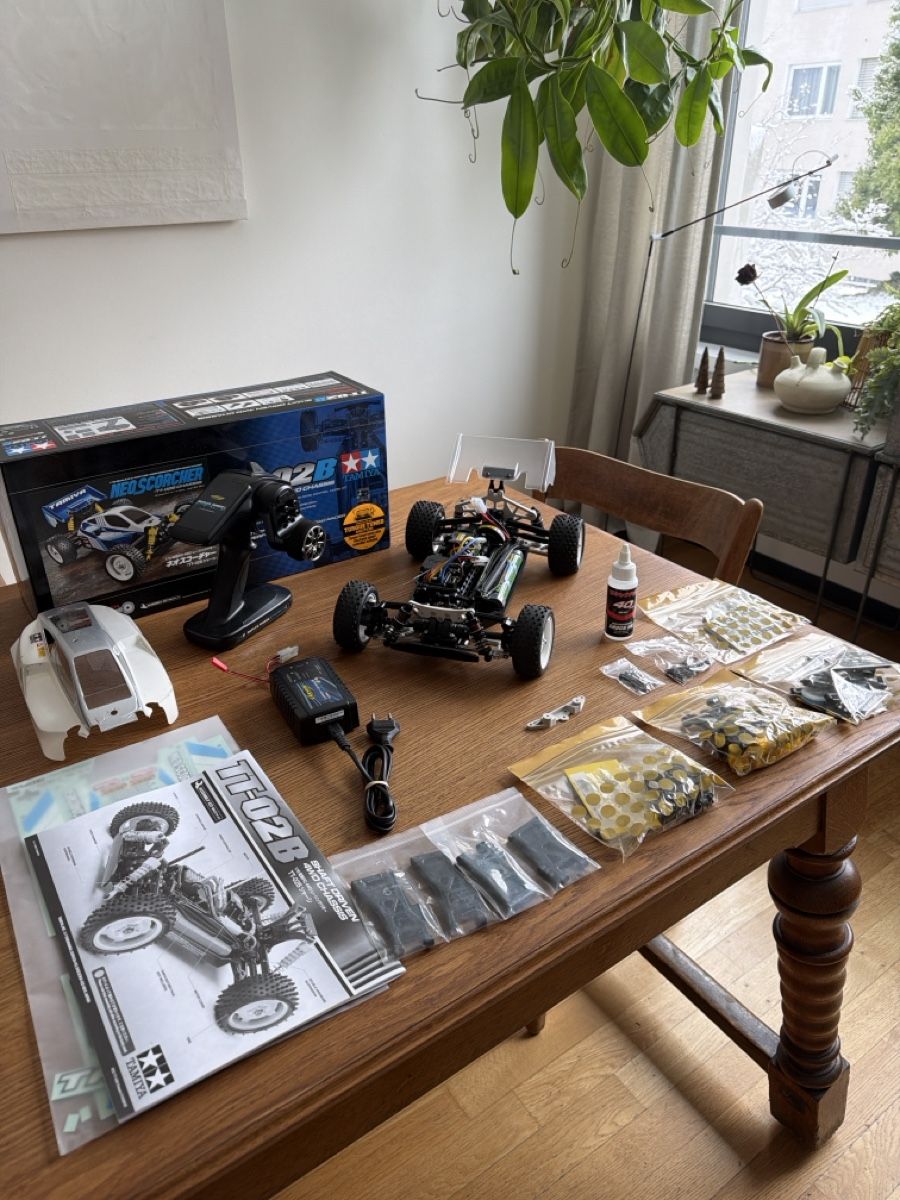Tamiya Modellismo RC: Tamiya TT-02 B mit Anbauteilen – Usato da Zürich venduto da Julianzh