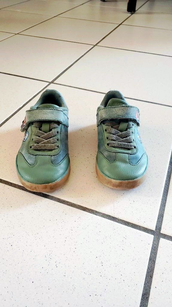 Schuhe für Jungen: Kinderschuhe Marvel Avengers Grösse 25 – Gebraucht aus Courtaman von Silb 2