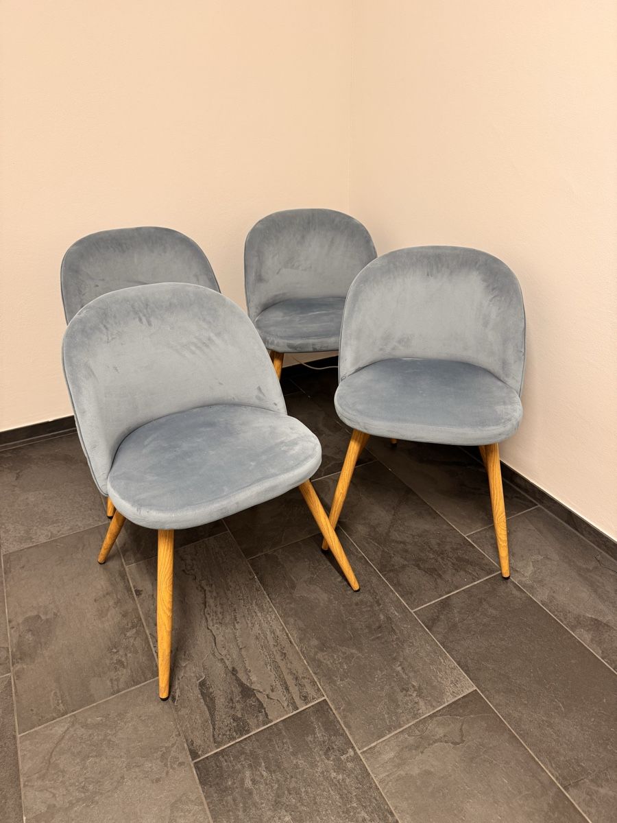 Sedie: 4 Esszimmerstuhle Stuhle, Farbe-Blau – Usato da Zürich venduto da Sabcia