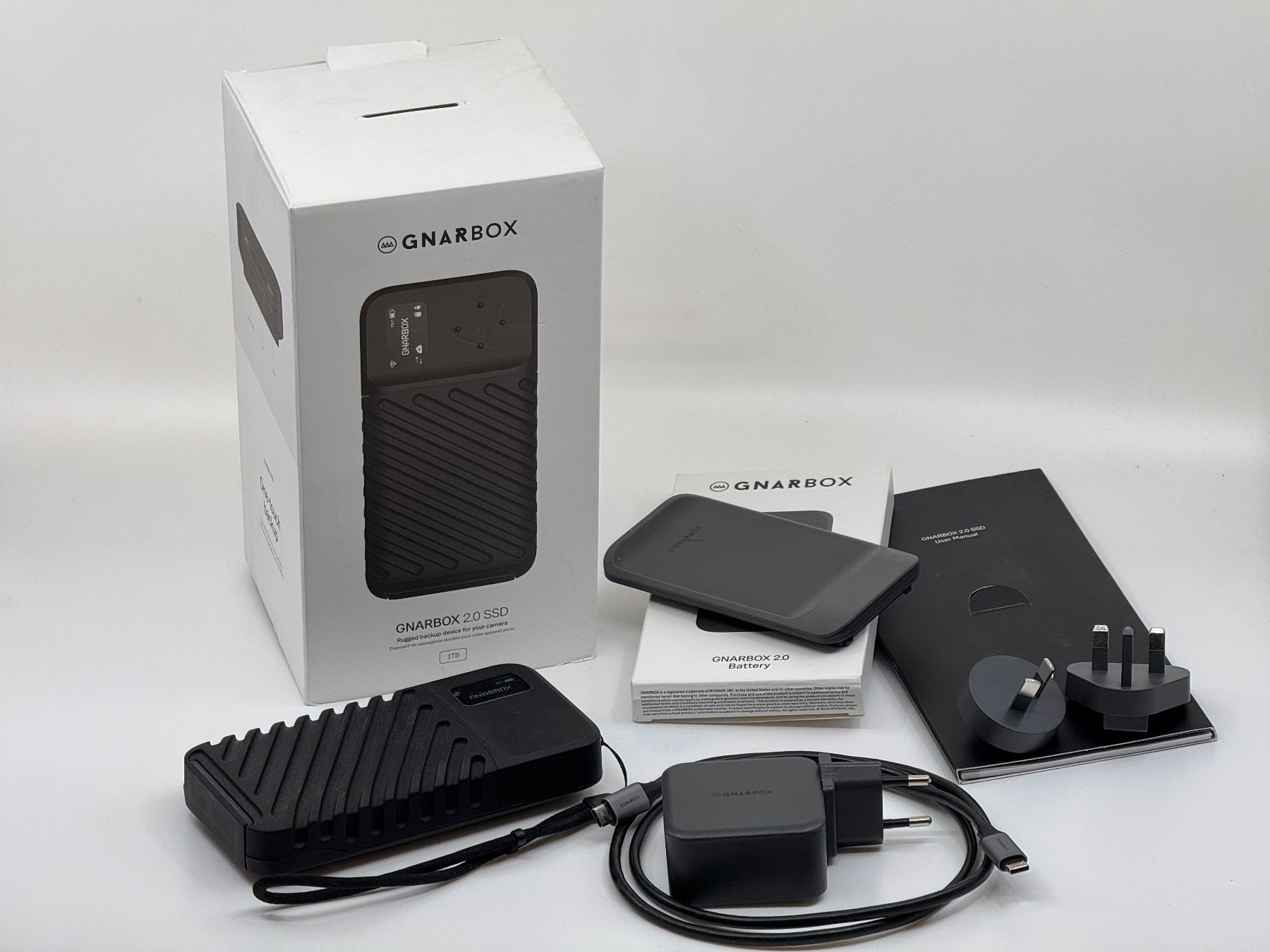 Dischi rigidi: Gnarbox 2.0 SSD 1TB - Robuste Mobile Datensicherung – Usato da Zürich venduto da hansUeli99