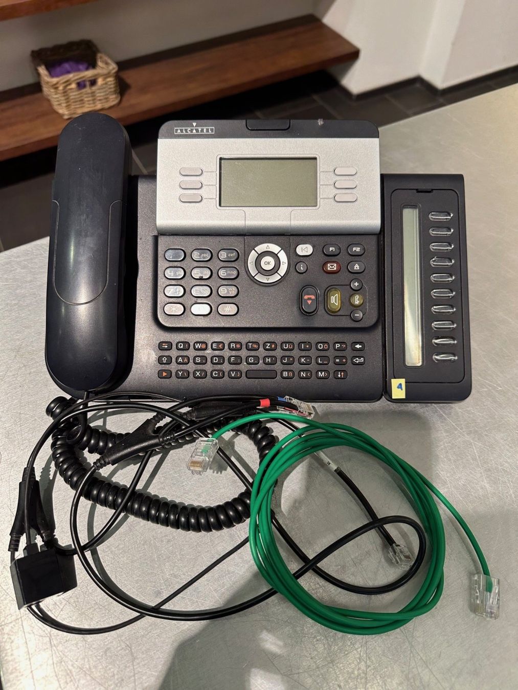 Alcatel Telefoni: Alcatel-Lucent 4039 Digitales Systemtelefon. – Usato da Davos Platz venduto da bongo007