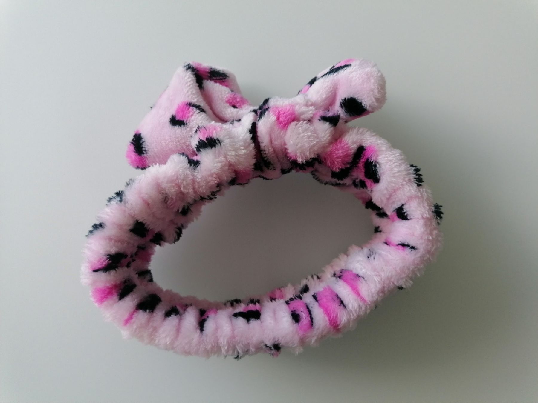 Hüte, Mützen & Caps: TOP-ZUST: flauschiges Stirnband onesize – Gebraucht aus Uster von Smilla07 1