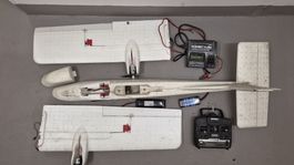 ​Bastler-Set: Graupner Ultramat 14, Futaba & RC Flugzeug