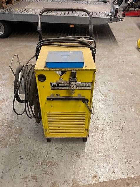 Esab Alle Maschinen: Qualitäts-Plasmaschneider ESAB RPC 20.40 – Gebraucht aus Horgen von Mr.Murphy 1
