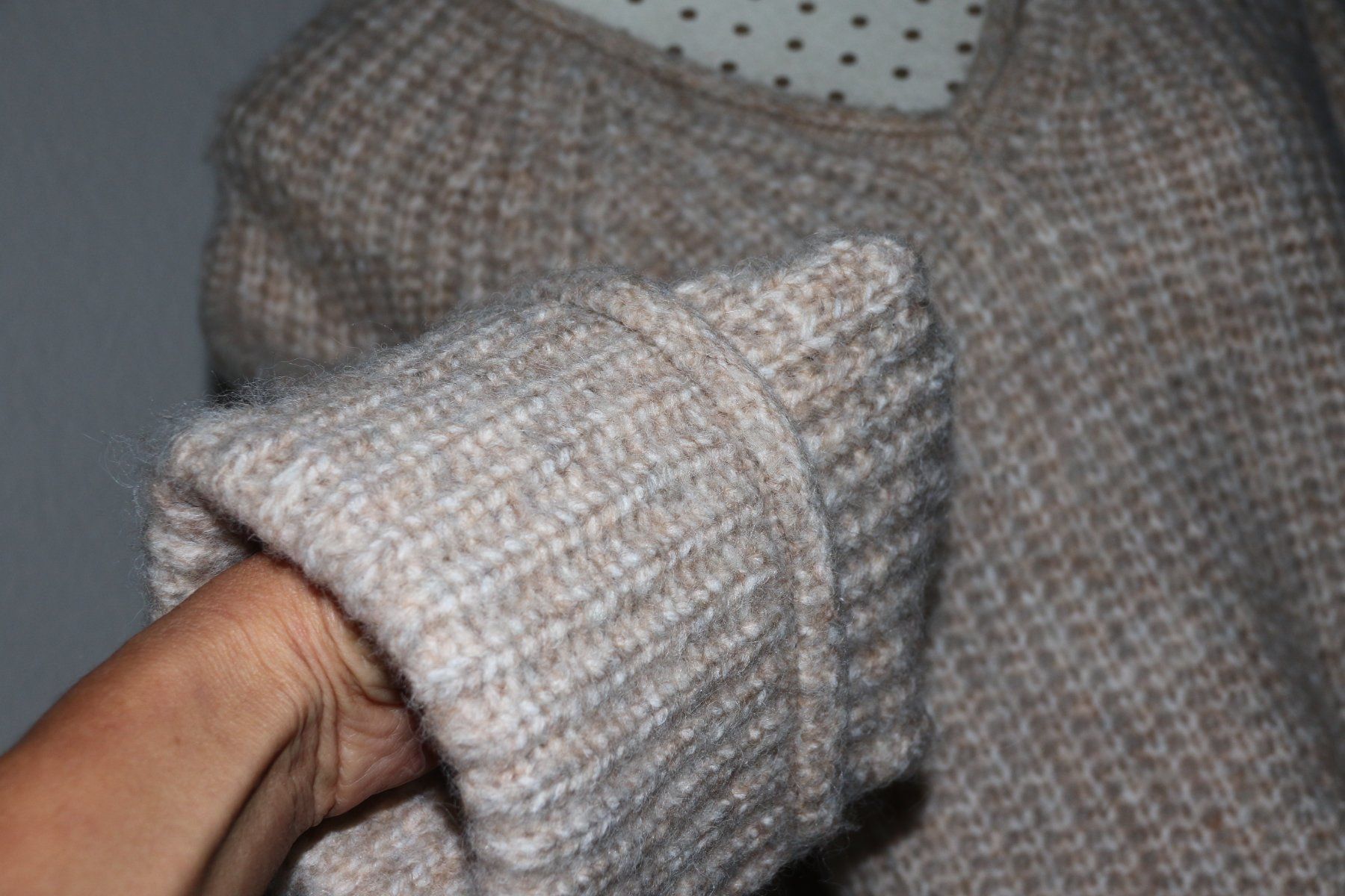 Maglioni & Felpe: Stylischer & warmer Pullover Gr.M NEU – Nuovo e nell'imballaggio originale da Oberwil-Lieli venduto da Svetlana28 6