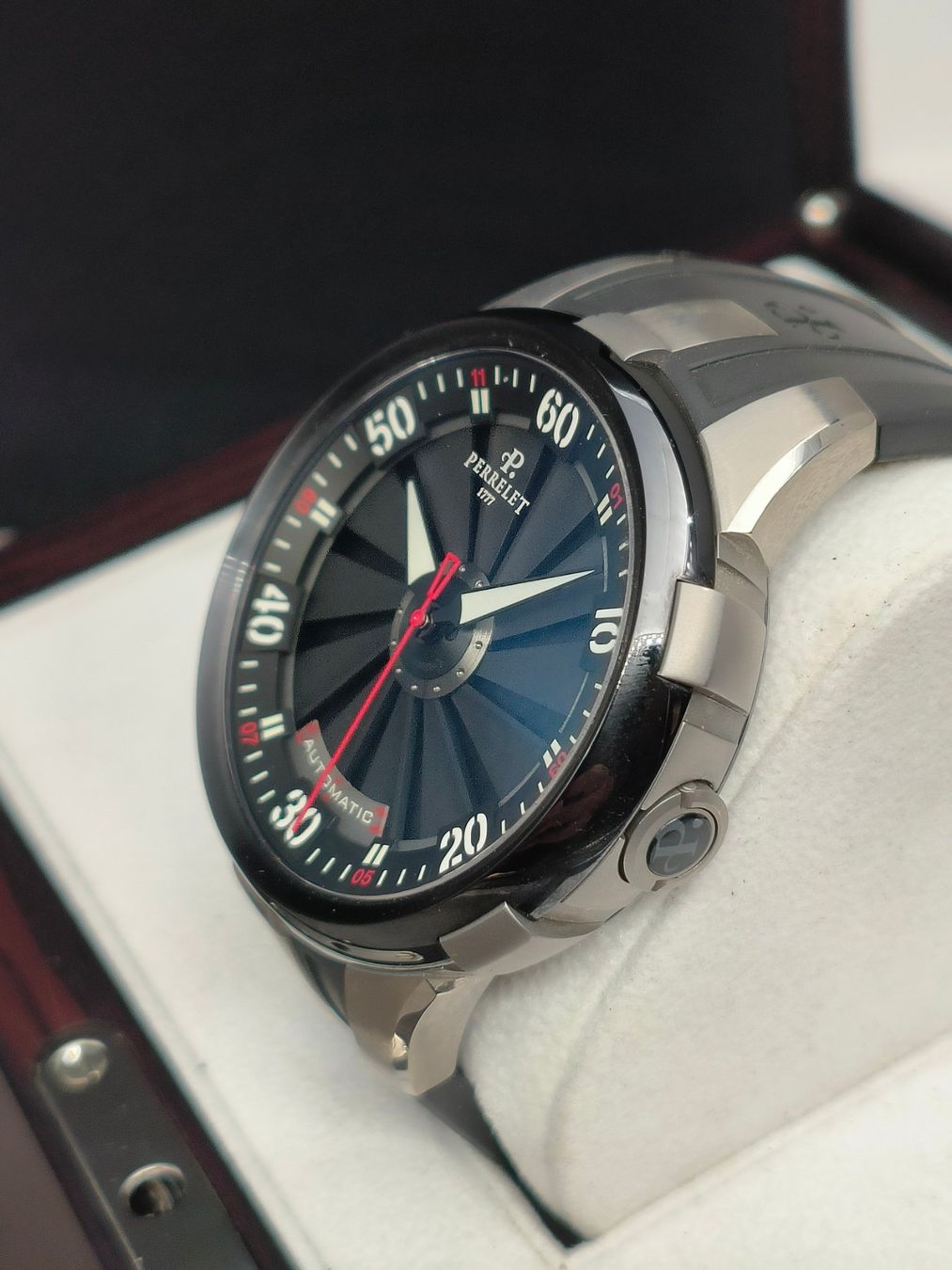 Perrelet Uhren: Perrelet – Gebraucht aus La Chaux-de-Fonds von curtitswisswatches 5