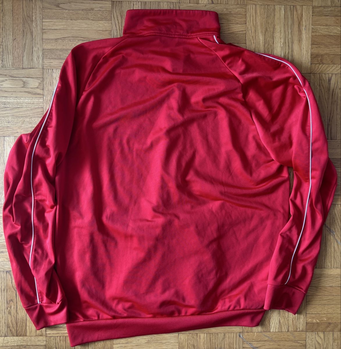Adidas Giacche: Adidas Track Jacket, Red with White Stripes - Size Large – Usato da Fribourg venduto da milan04 2