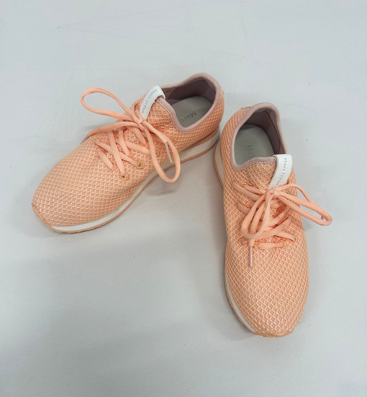 Damenschuhe: Sneaker  / Sportschuh Grösse 37 – Neu (gemäss Beschreibung) aus St. Gallen von winona04 1
