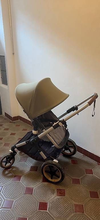 Bugaboo Carrozzine: Bugaboo Fox inkl. Zubehör – Usato da Eglisau venduto da AuRevoirSimone 1
