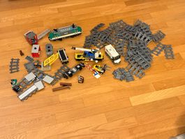 Lego City Eisenbahn Konvolut mit Schienen und Zügen