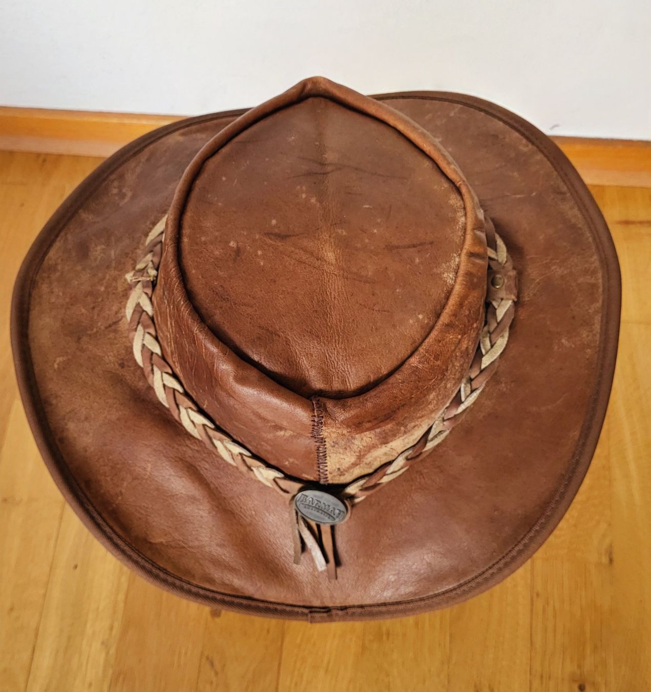 Copricapi, berretti & cappellini: Chapeau en cuir – Nuovo (secondo la descrizione) da Fribourg venduto da VictoriaShop7 1