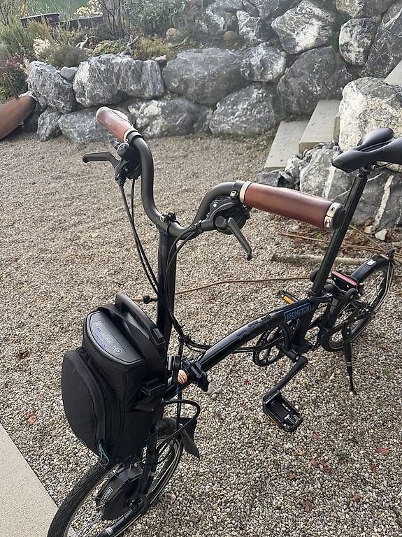 Brompton Biciclette: Brompton electric C Line 6-gang schwarz – Usato da Mosnang venduto da d_m_9lkp 2