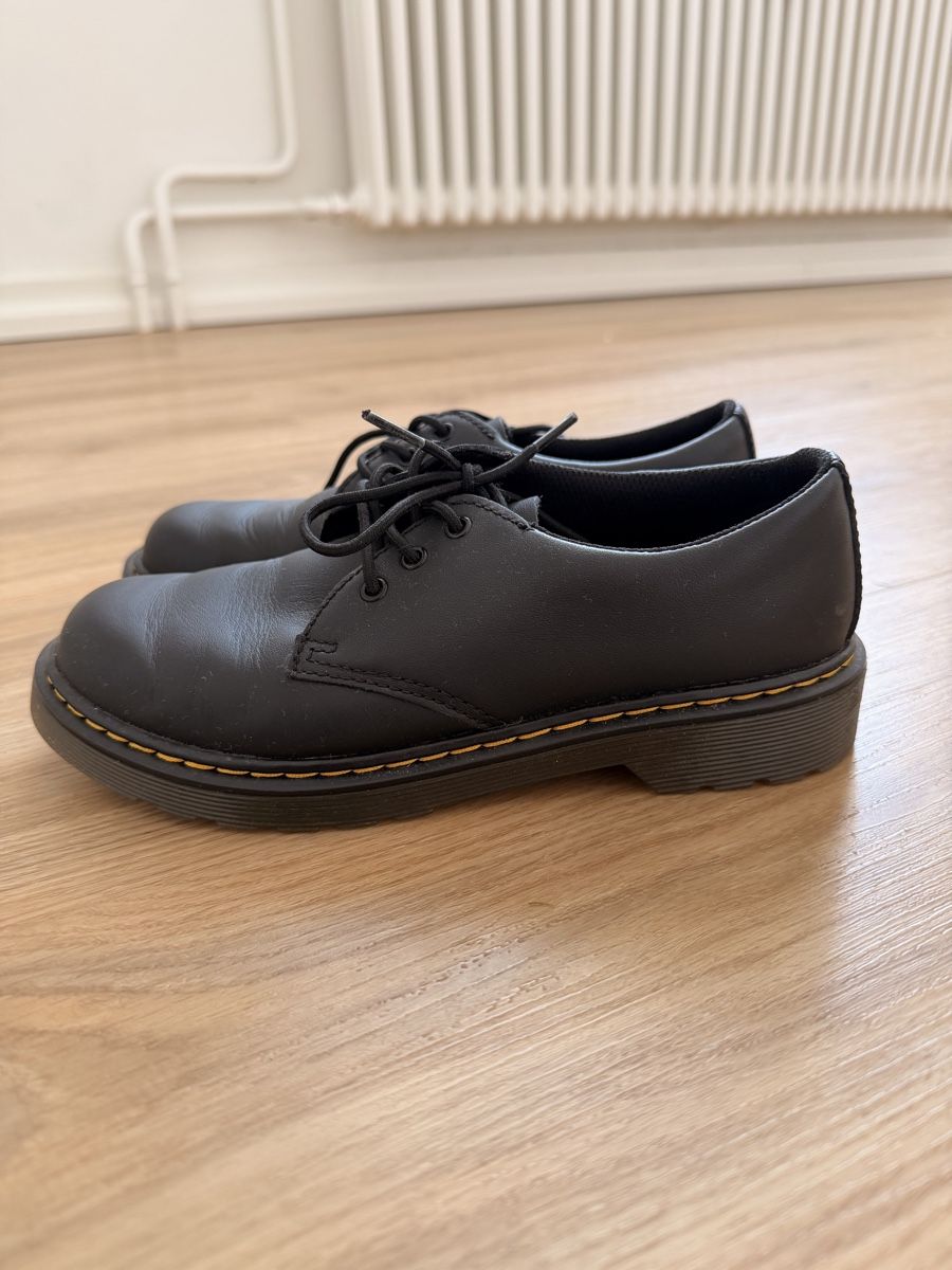 Dr. Martens Scarpe da uomo: Dr. Martens black leather shoes, size 36 – Nuovo (secondo la descrizione) da Basel venduto da alb_989f 2