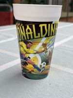 McDonald’s FIFA WM 2026 Becher Ronaldinho.