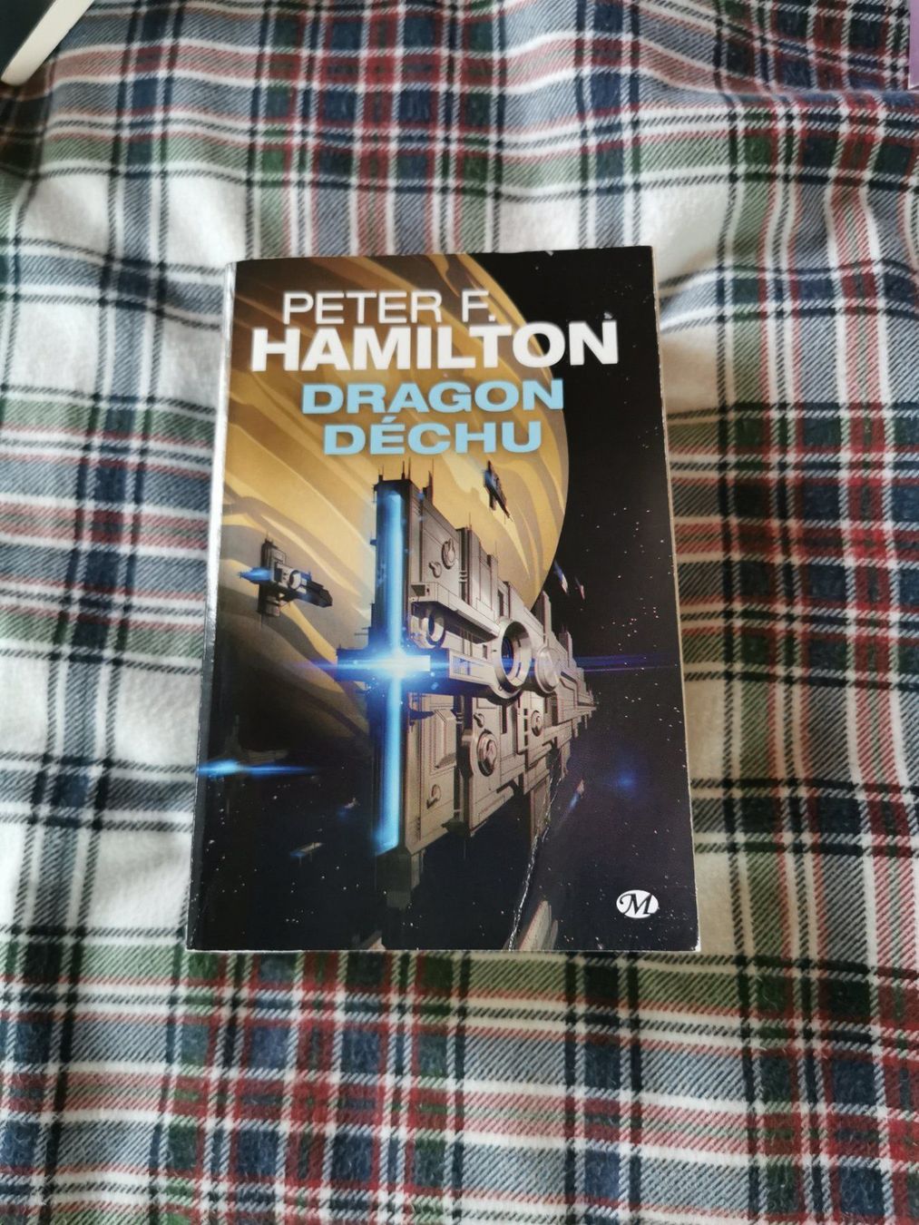 Libri: Dragon Déchu - Peter F. Hamilton – Usato da Veytaux venduto da lelivreouvert