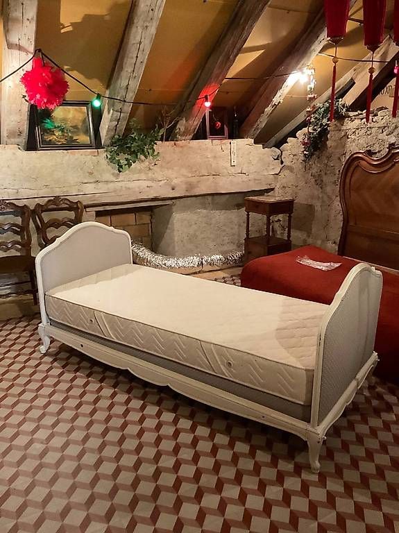 Lits: Lit banquette – D'occasion à Correvon par HelloBello71 4