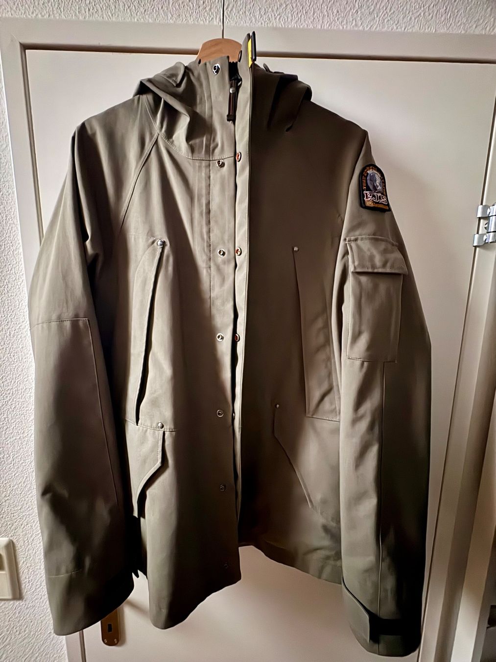 Parajumpers Jacken: Para Jampers Windjacke – Gebraucht aus Horgen von Pupygin84 3