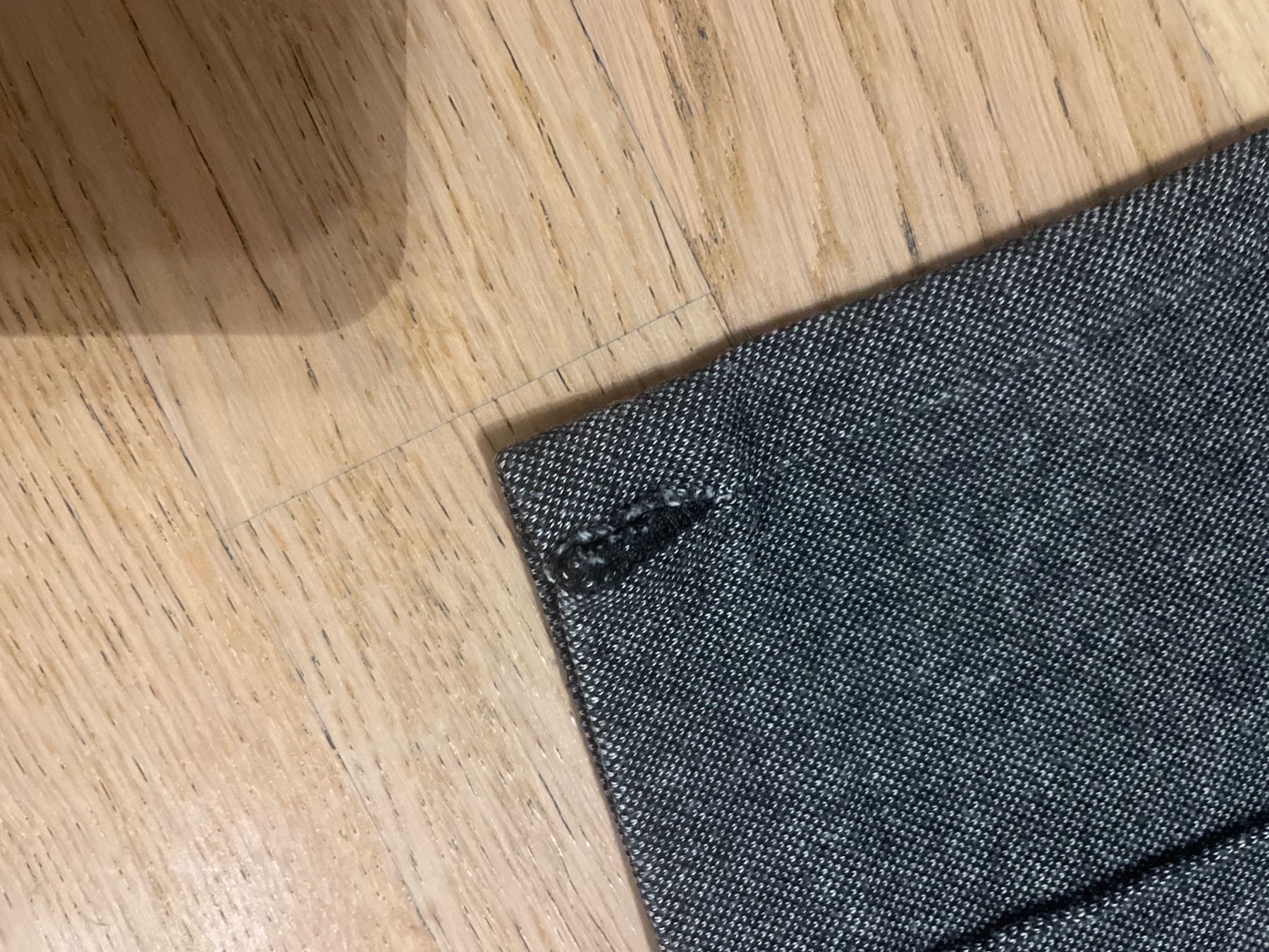 Mango Pantaloni: Graue Stoffhose von Mango, Gr. XS – Usato da Arbon venduto da llaauraa 4