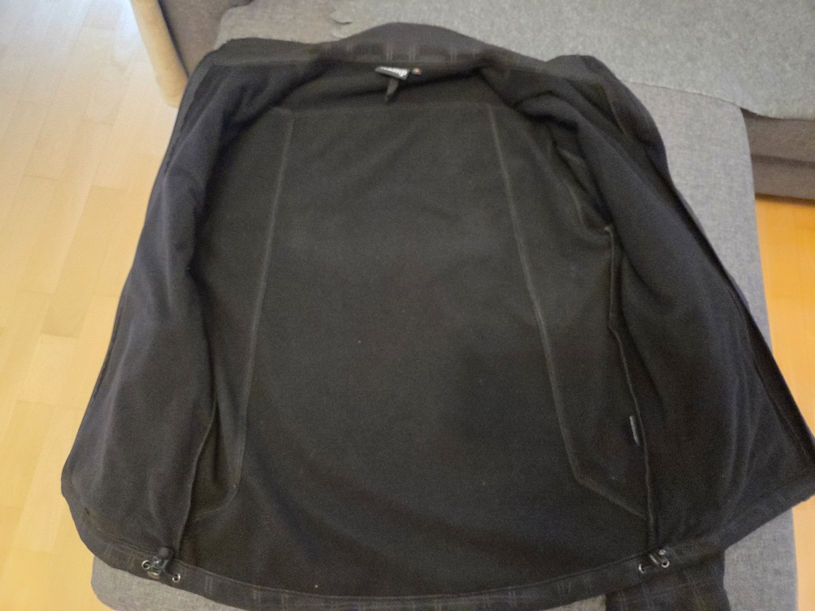 Jacken: Big Tramp Softshell Jacke, Gr. S, Neuwertig! – Gebraucht aus Kriens von Na_Ro 1