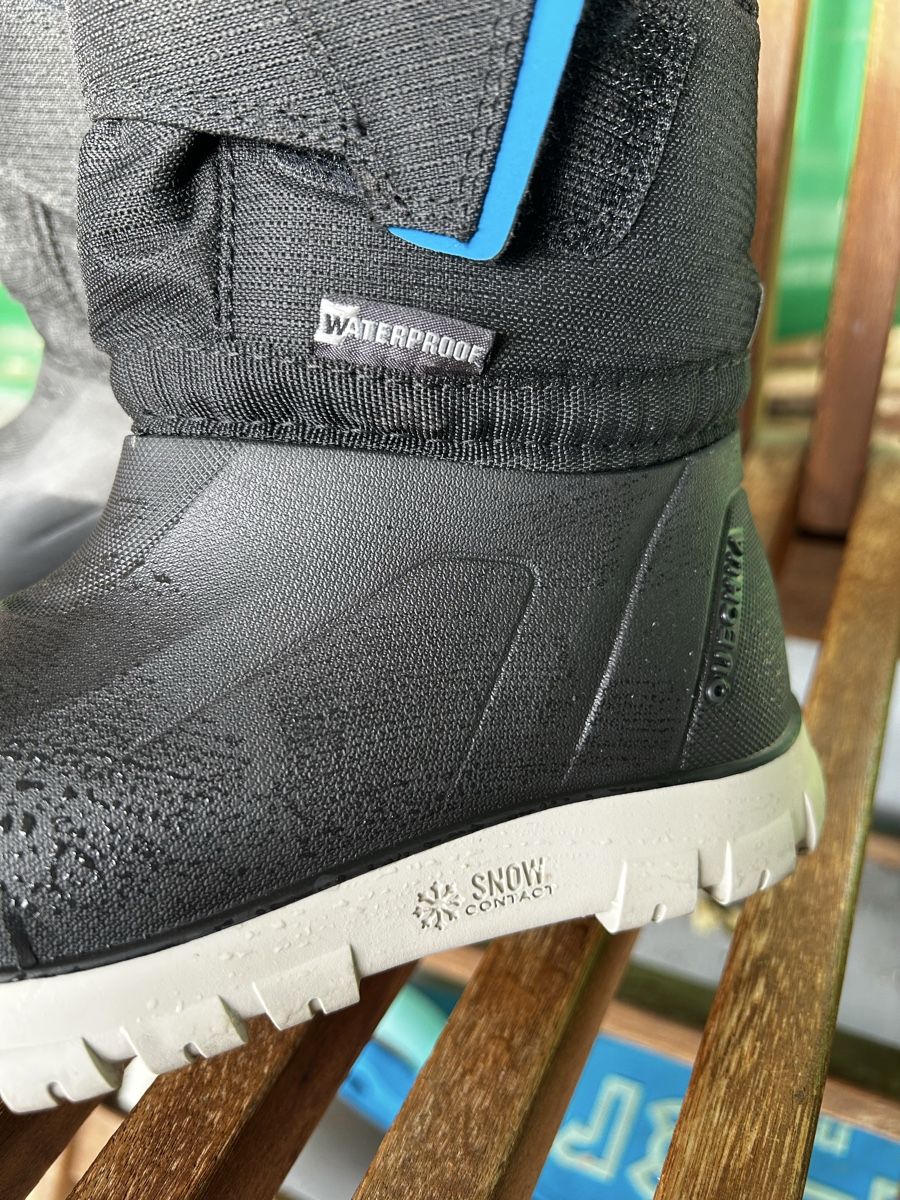Decathlon Scarpe per ragazzi: Bottes de neige Quechua / taille 26 – Nuovo (secondo la descrizione) da Meyrin venduto da Bronx86 1
