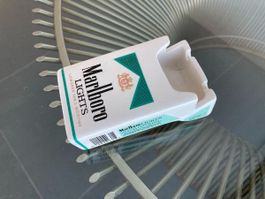 Vintage Marlboro Lights Aschenbecher Rarität für Sammler!
