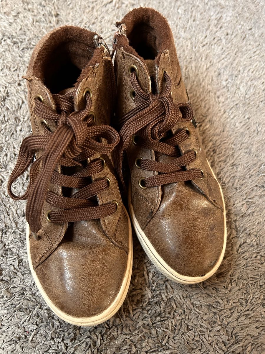 Scarpe per ragazze: Braune Sneaker Gr.32 – Usato da Dottikon venduto da cimar