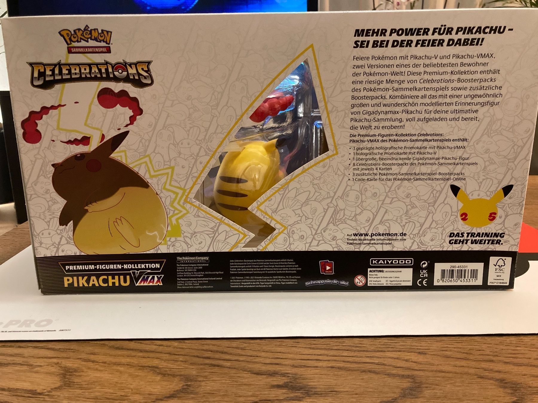Pokémon Cartes à collectionner: Pokemon Celebrations Pikachu Vmax DE – Neuf avec emballage d'origine à Küssnacht am Rigi par Ebikoner 4