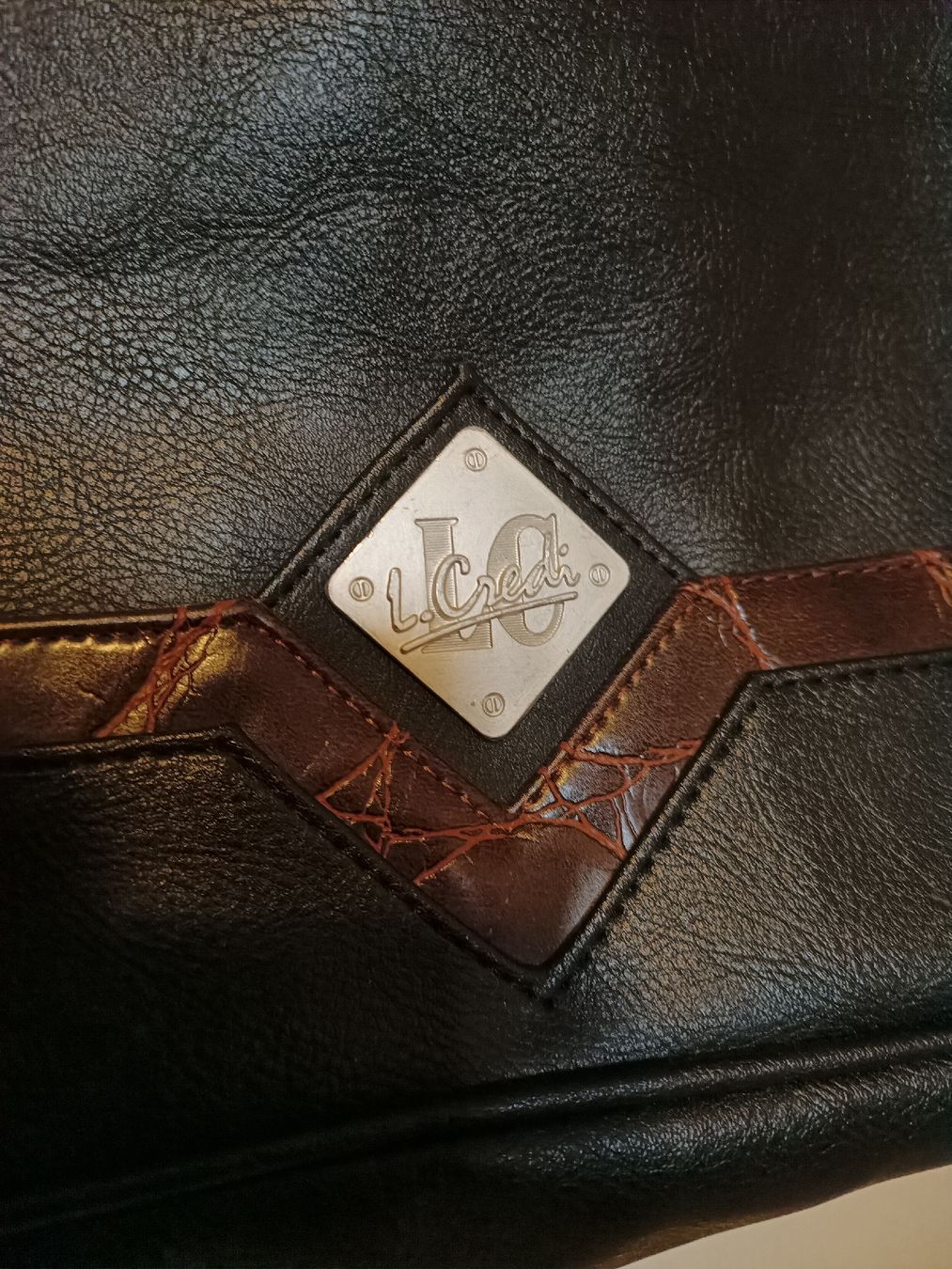 L.Credi Sacs femmes: Schwarze L.Credi Handtasche – D'occasion à Münchenbuchsee par Ruth0 1
