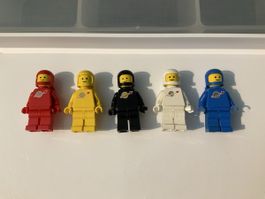 Lego classic space minifiguren ‘Vintage’ 5 stk  zt rar.