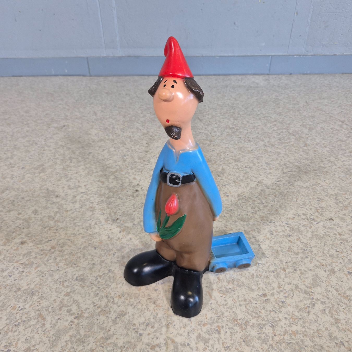 Figuren: NM Design Zwergnase Gartenzwerg Zwerg Figur – Gebraucht aus Nottwil von Wondewa-Shop 1