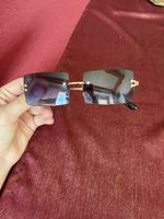 Stylish Rimless Sunglasses with Gold Frames - Summer Ready