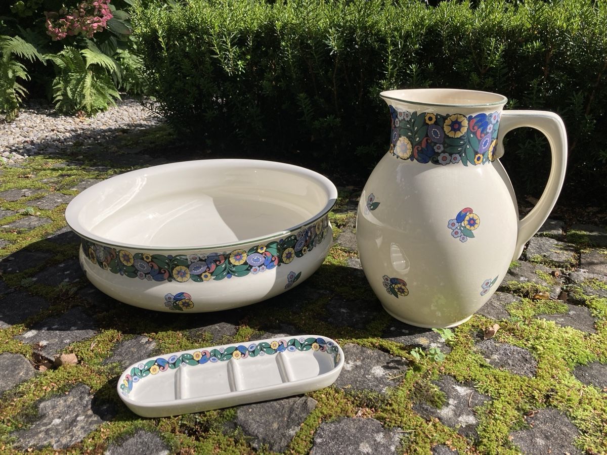 Villeroy & Boch Ciotole: Waschschüssel mit Krug – Usato da Zuzwil BE venduto da Kleschtrimania