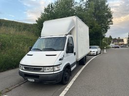 Lieferwagen IVECO 35C14 Daily Kasten mit Hebebühne top Zusta