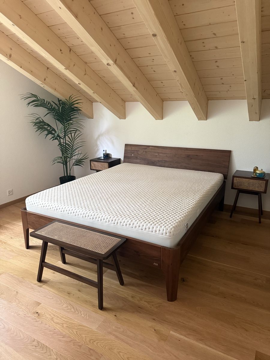 Hasena Lits: Dunkles Nussbaum Bett (HASENA) – Neuf (Voir description) à Bern par ald_jxn5 1