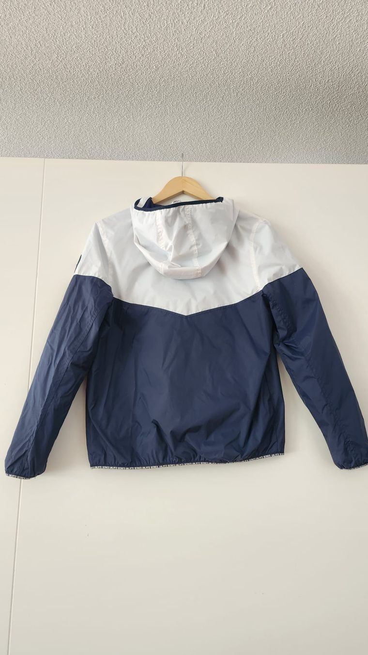 Giacche & Cappotti: Windjacke Hervorragender Zustand! kinder Grösse – Usato da Kehrsatz venduto da Mariana.75 1