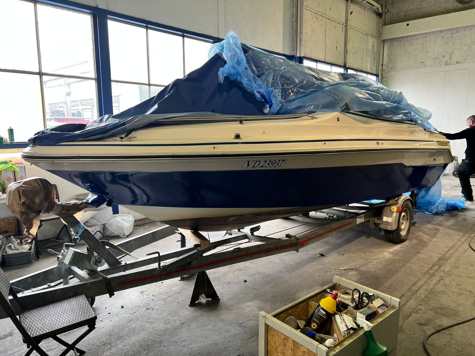 Sea Ray Barche: SEA RAY 200 CC SPORT – Usato da Avenches venduto da BOOTTRANSPORTE 5