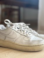 Nike Air Force 1, Grösse 35.5, cooler Vintage Look!