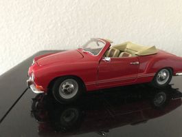Minichamps VW Karmann Ghia Cabrio rot 1:24 OVP