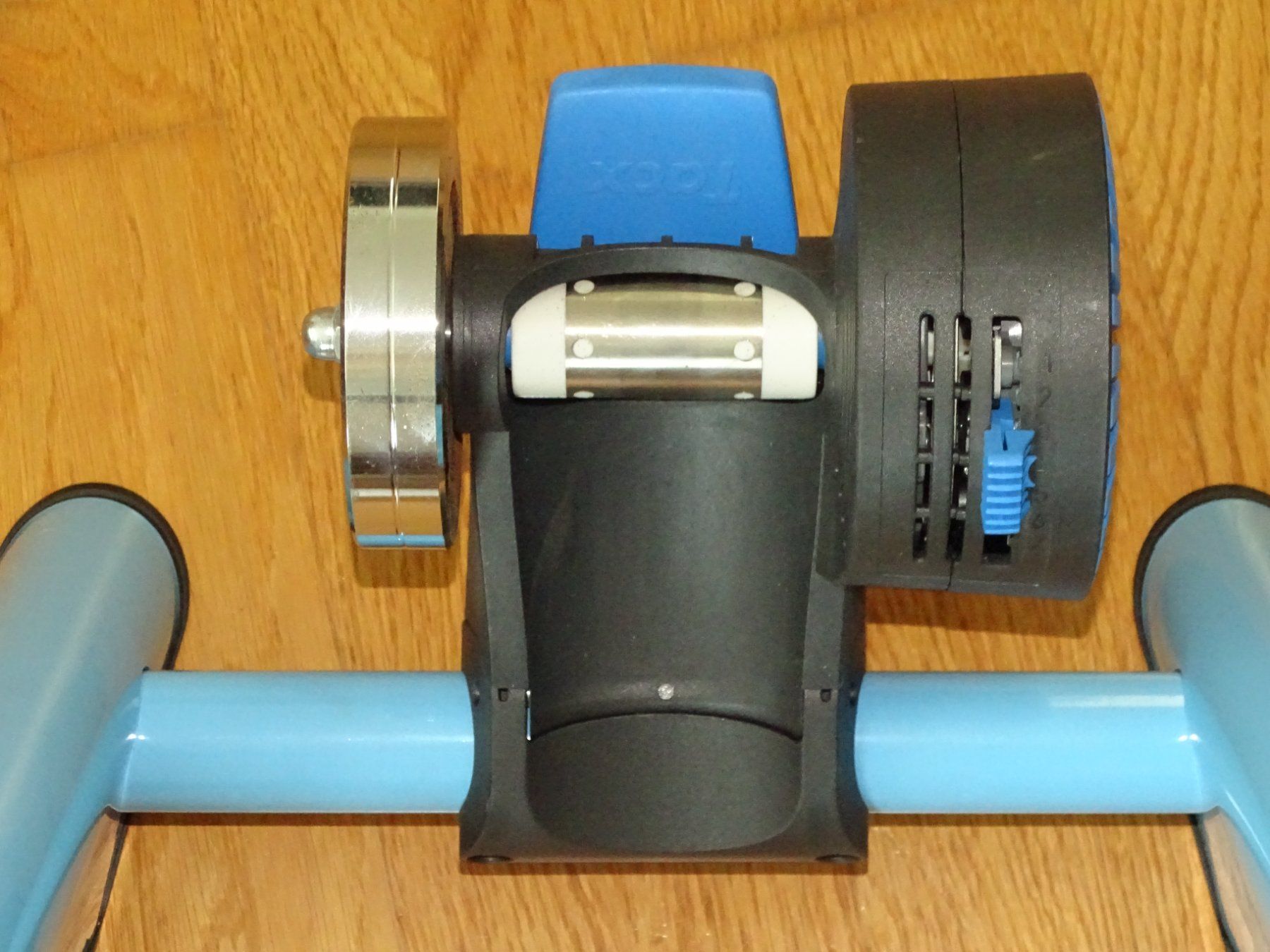 Hometrainer: Tacx Rollentrainer neuwertig – Usato da Hirzel venduto da Musicman03 4